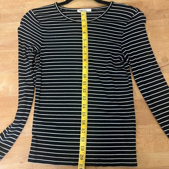Marine Layer Long Sleeve Striped Ribbed Top (S) - Picture 3 of 14